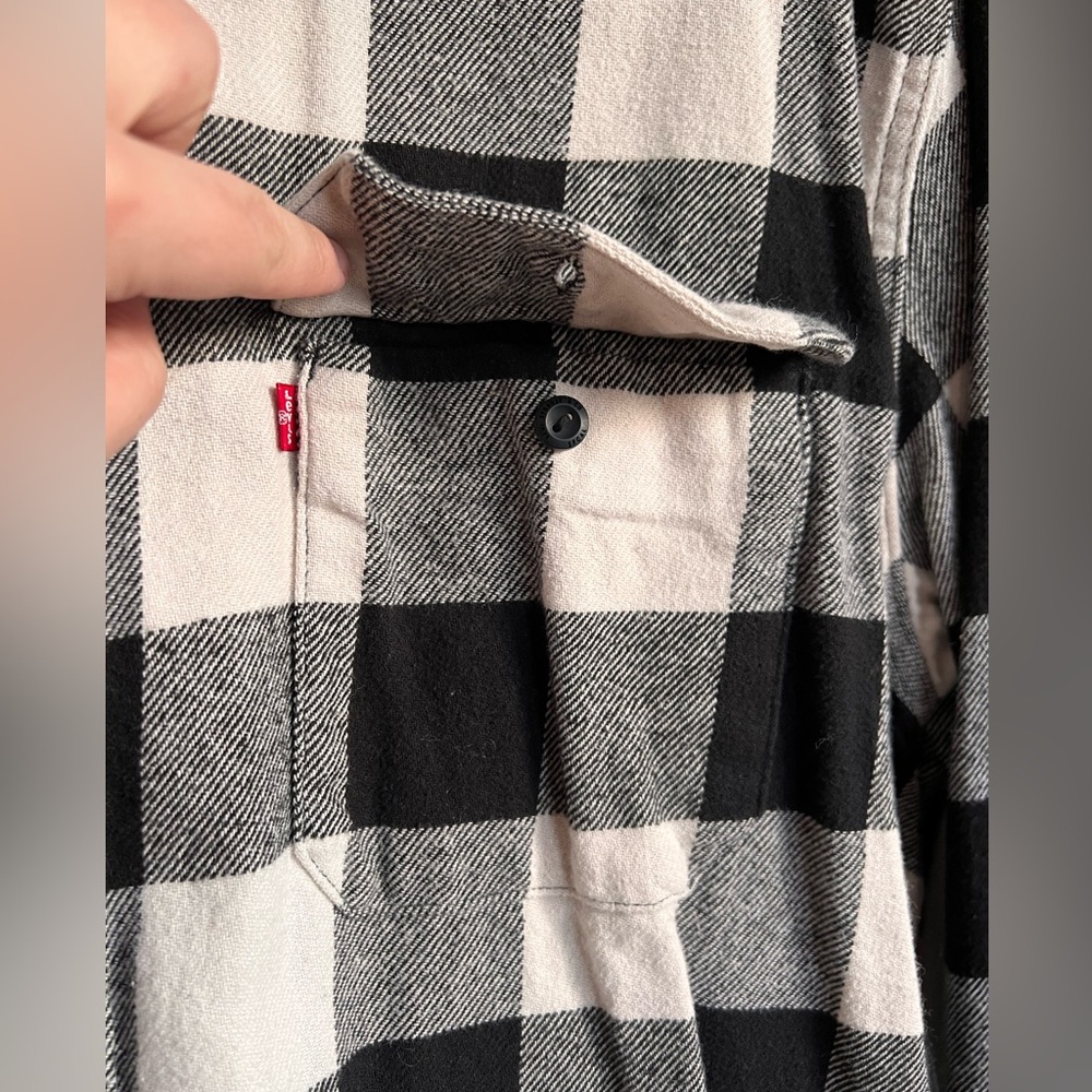 Levi’s Flannel Shirt Mens XXL Black White The Worker Relaxed Fit Plaid - Picture 5 of 6